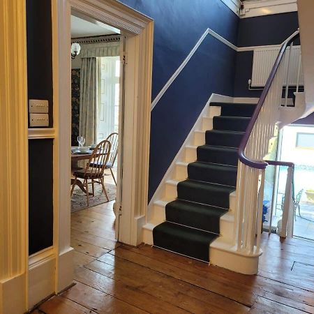 Spacious Town House With Swimming Pool Plymouth Eksteriør bilde
