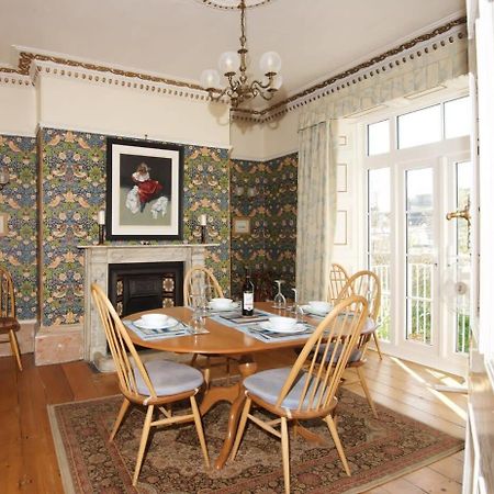 Spacious Town House With Swimming Pool Plymouth Eksteriør bilde